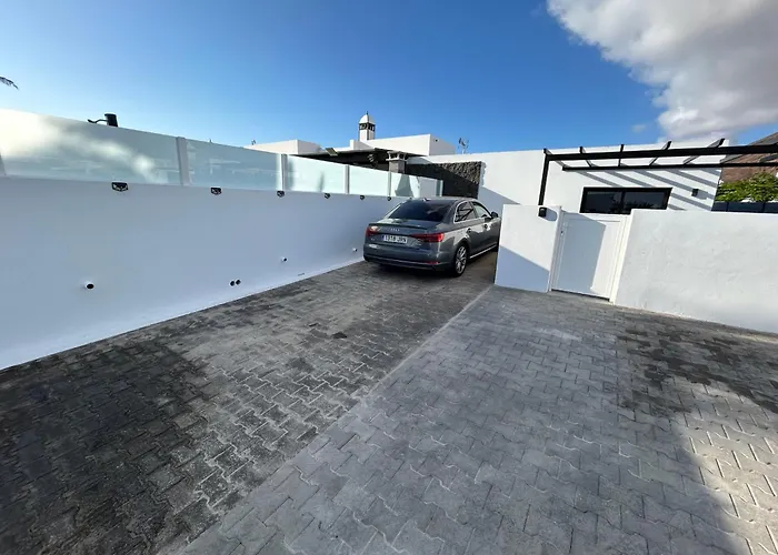 Casa Atilana Luxe Con Piscina Climatizada Privada,aire Acondicionado,terraza Privada E Independiente,wi-fi * Playa Blanca (Lanzarote)