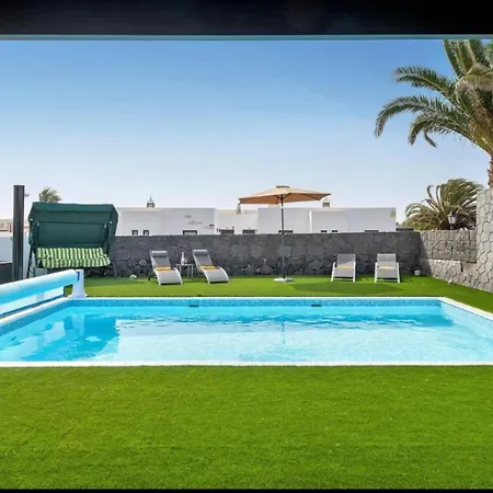 Casa Atilana Luxe Con Piscina Climatizada Privada,aire Acondicionado,terraza Privada E Independiente,wi-fi